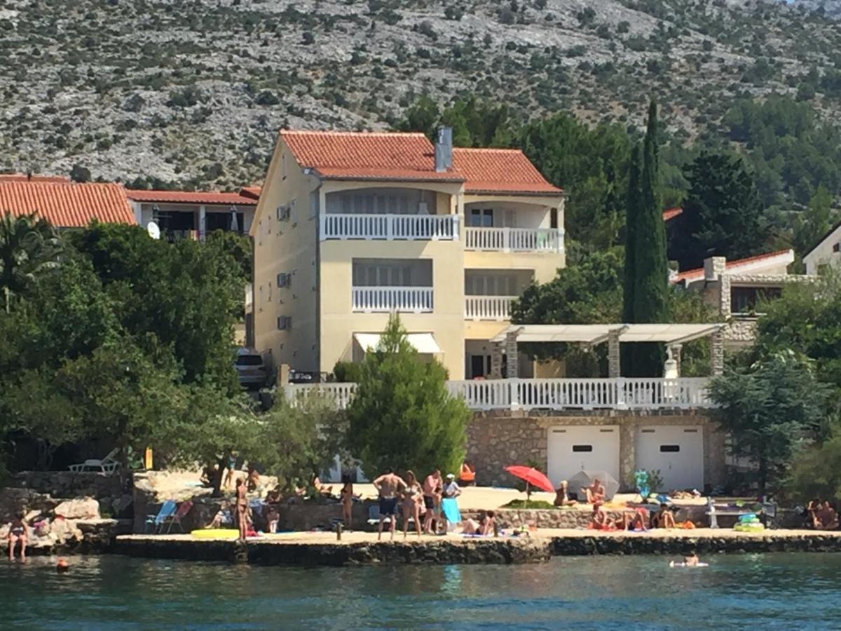 Pearl Paklenica Apartment Starigrad Paklenica Luaran gambar